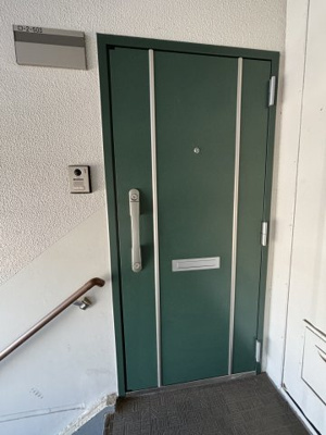 【玄関】 | 芝中団地ロ-2 | ダブルロックの心強いディンプルキー