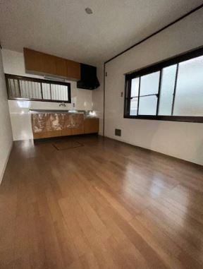 【居間・リビング】 | 須磨一ノ谷町3丁目戸建(収益) | 前回賃貸募集時の写真です。参考としてご確認ください。