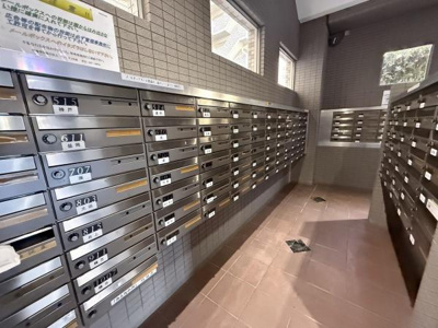 【その他共用部分】 | サンシティ貝塚３番館　中古マンション | 「共用部分写真」郵便ポストです♪