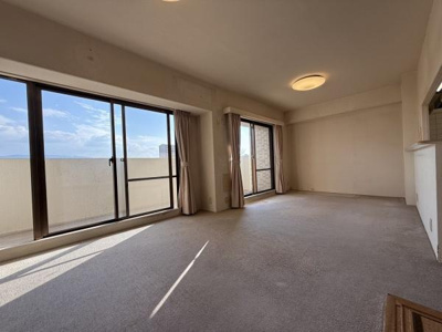 【居間・リビング】 | サンシティ貝塚３番館　中古マンション