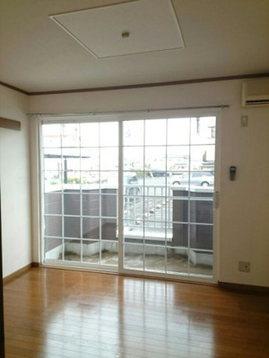 【居間・リビング】 | フォレスト・ヴィラＢ