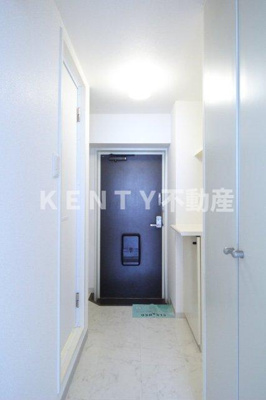 【玄関】 | ハイタウン大森第2 | 収納もある玄関です