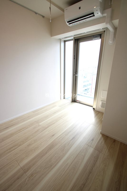 ブランシエスタ横浜高島町の洋室