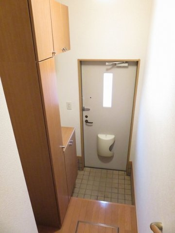 【玄関】 | エヴァーグリーン吉富Ａ