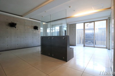 【ロビー】 | SK BUILDING-10 | ゆとりのあるロビーです