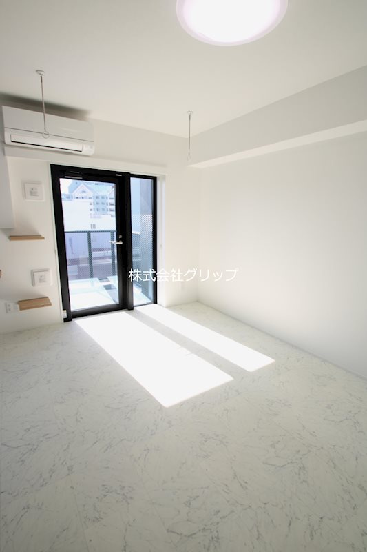 SYNEX横濱青木町の洋室