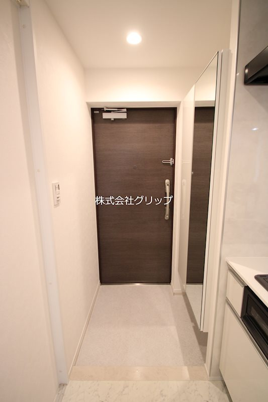 SYNEX横濱青木町の玄関