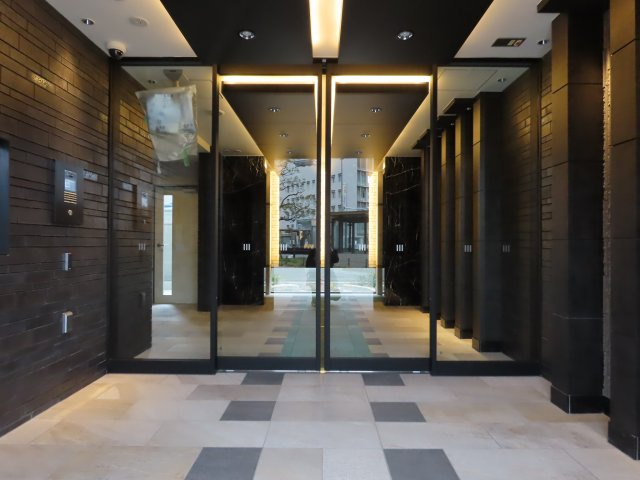 エスリード大阪プライムゲートのロビー