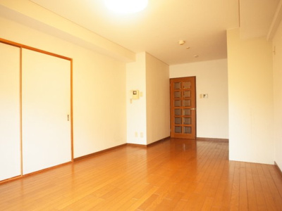 【居間・リビング】 | シャルマンローズ