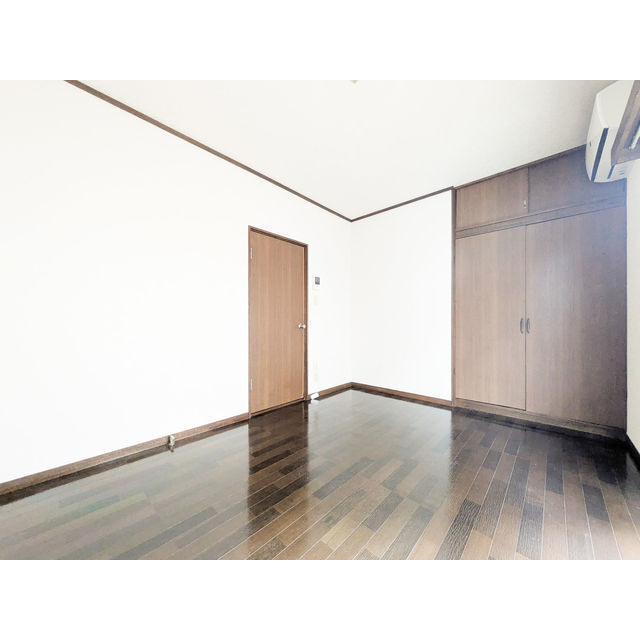 ストーンズ毛呂の内装