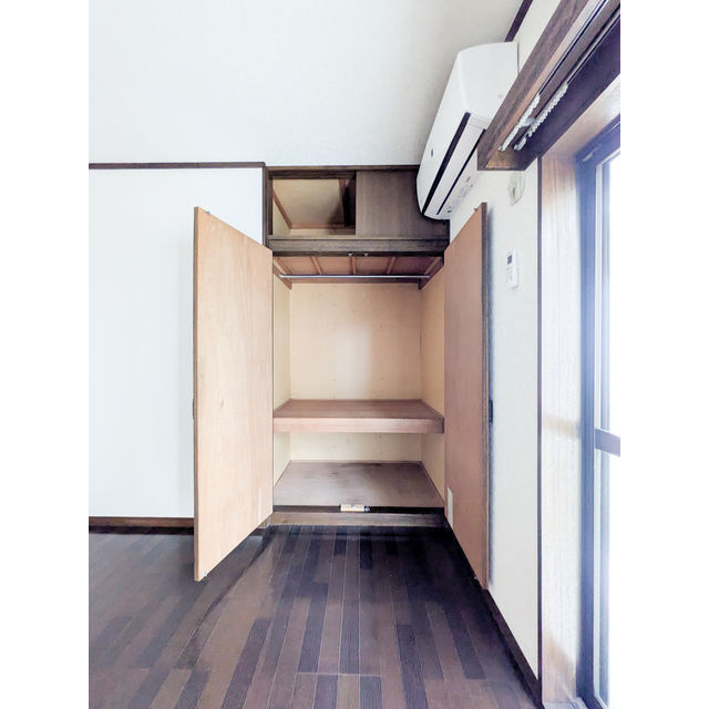 ストーンズ毛呂の内装