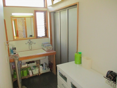 【独立洗面台】 | 小嶺台四丁目14番10号（C-34）