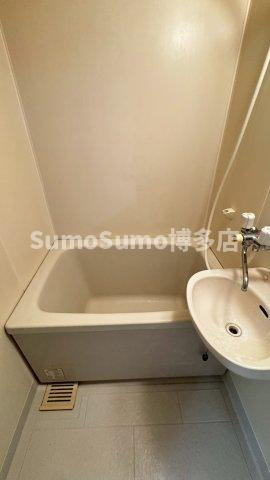 ドルフィン・ブルーの浴室|ゆったり過ごせるお風呂です