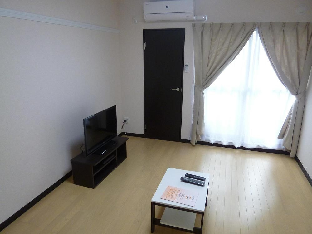 レオネクストＫＯＮＯの居間・リビング