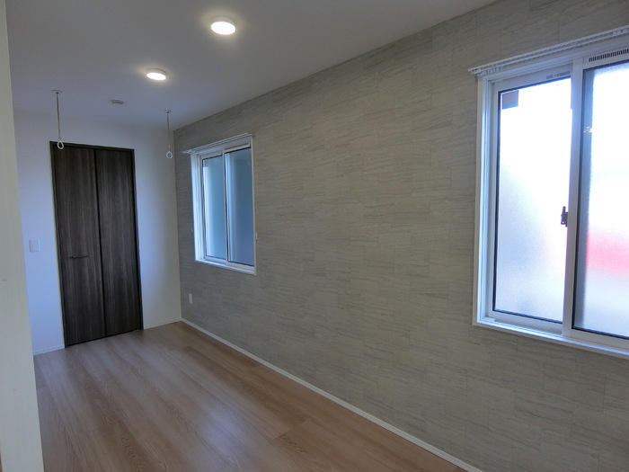 【寝室】Ｄ－ＲＯＯＭ連坊 
