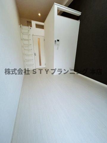 仲介手数料０円！リバティー則武の居間・リビング