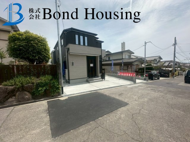 小学校まで徒歩7分以内　第13高丘　全2棟新築戸建　1号棟の外観