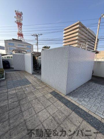 ロケーションが素敵な3LDKの駐輪場