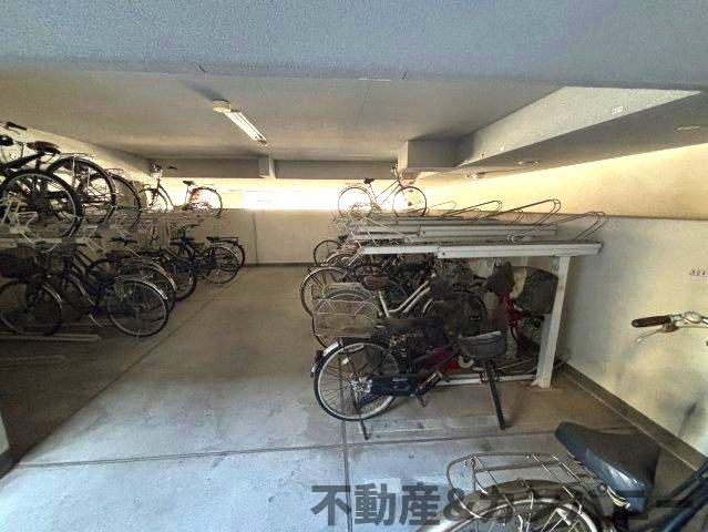 ロケーションが素敵な3LDKの駐輪場|駐輪場です
