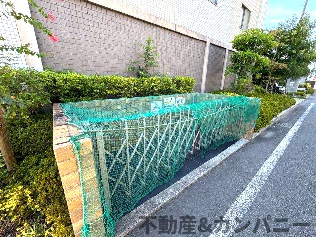 ロケーションが素敵な3LDKのその他|ゴミ置き場です
