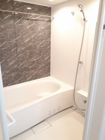 アゼリアガーデンの浴室