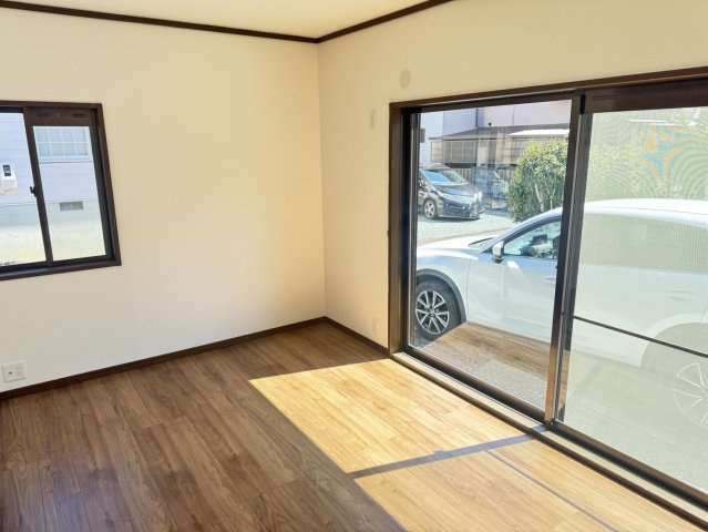 焼津市　三ケ名　中古住宅　3LDKの洋室