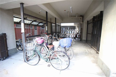 【その他共用部分】 | 港スカイハイツ | 駐輪場があります