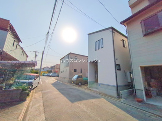 【前面道路含む現地写真】