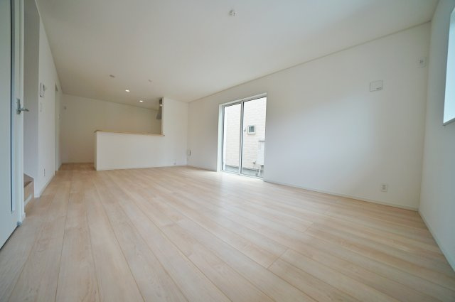 【横浜市旭区善部町46-61全2棟新築戸建て】★仲介手数料無料★（善部小学校・南希望が丘中学校）の居間・リビング