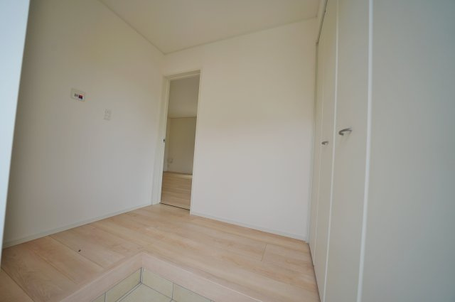 【横浜市旭区善部町46-61全2棟新築戸建て】★仲介手数料無料★（善部小学校・南希望が丘中学校）の玄関