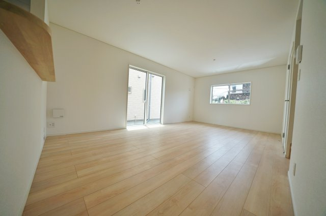 【横浜市旭区善部町46-61全2棟新築戸建て】★仲介手数料無料★（善部小学校・南希望が丘中学校）の居間・リビング