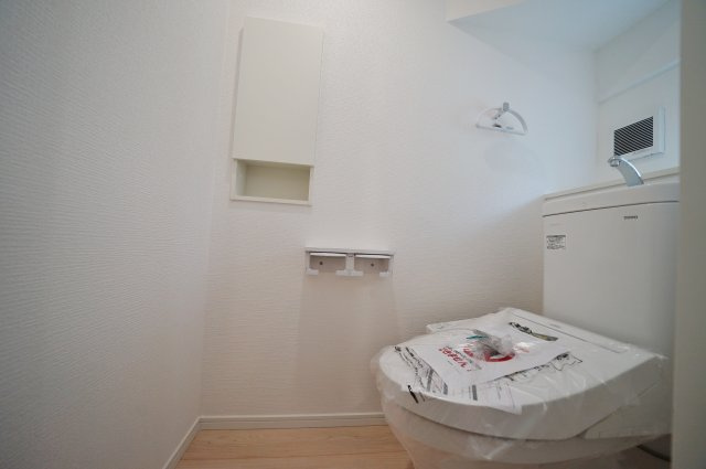 【横浜市旭区善部町46-61全2棟新築戸建て】★仲介手数料無料★（善部小学校・南希望が丘中学校）のトイレ