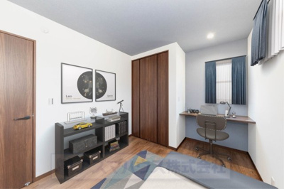 【洋室】 | ライフフィールド光明台2丁目Ⅳ　2号地 | 5.3帖の洋室！一部アクセントクロスで彩り、空間に柔らかさとフレッシュさをプラス。※実際の室内写真にCGで家具等を配置しております。
