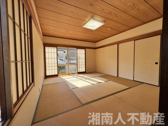 鎌倉市腰越１丁目戸建ての和室|畳の上でゆっくりとくつろげる和室です