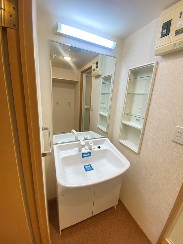 グーフィー平尾の独立洗面台