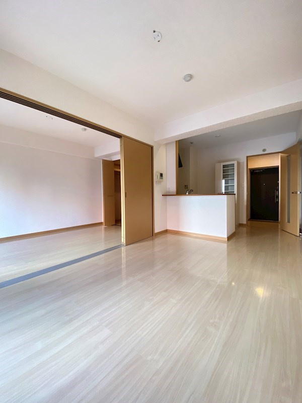 グーフィー平尾の居間・リビング