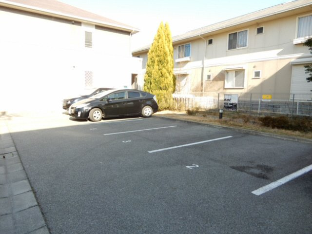メルベーユ神戸の駐車場