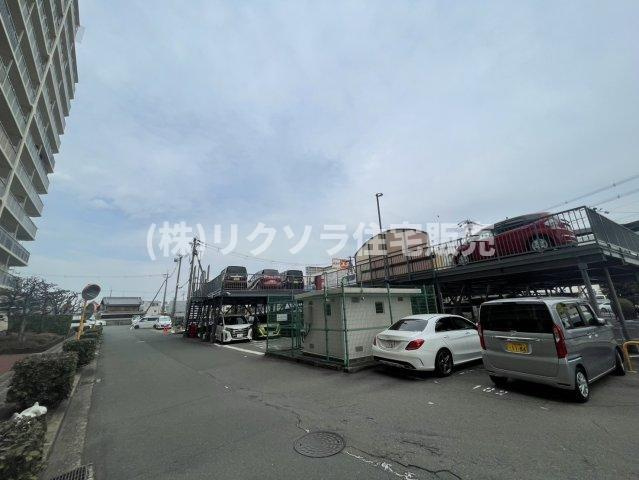 守口スカイハイツの駐車場|■物件内覧・資金計画相談・住宅ローン相談、リフォーム相談、お問合せ受付中■
※当日・翌日のご内覧、ご相談はお電話でのお問合せがスムーズです！