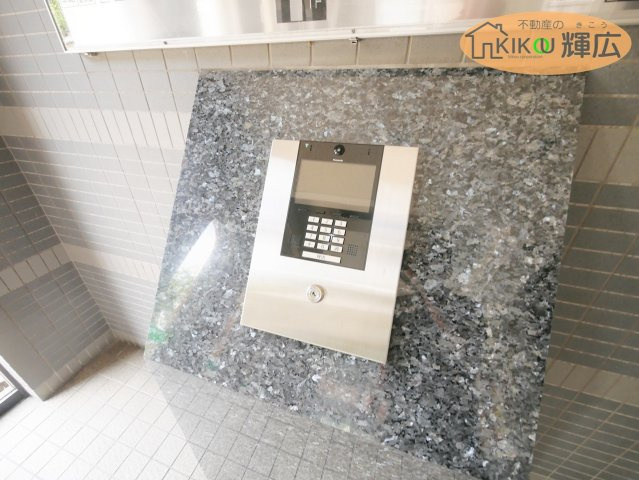ライオンズマンション姫路西今宿　2階の防犯設備