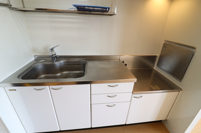 熊本市西区野中３丁目のアパートのキッチン