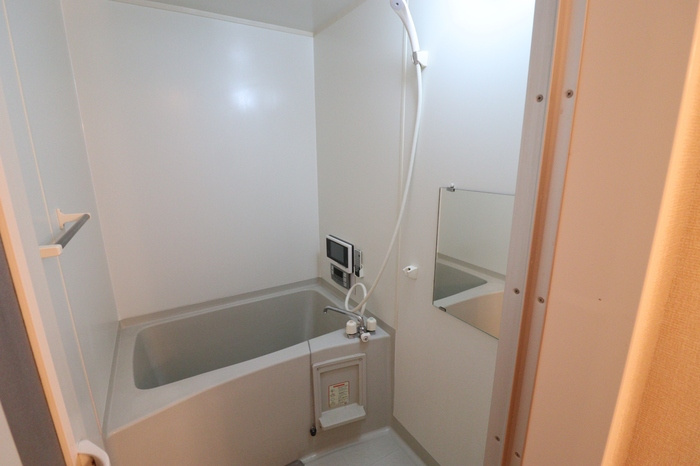 熊本市西区野中３丁目のアパートの浴室