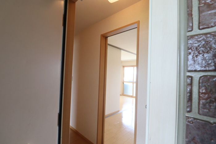 熊本市西区野中３丁目のアパートの玄関