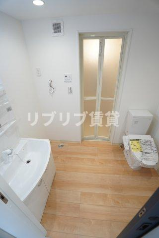 KURO courtの洗面所