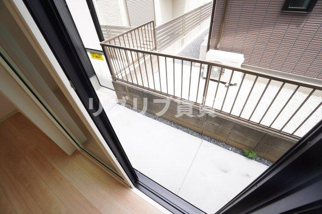 KURO courtのバルコニー