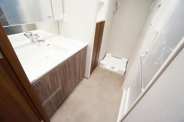 ＬＩＭＥＲＥＳＩＤＥＮＣＥ　ＨＩＫＩＦＵＮＥの洗面所