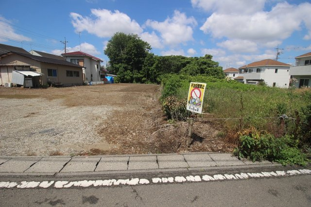 《分譲地》古河市諸川　全2区画の外観|北側との境界部分（2025年5月撮影）