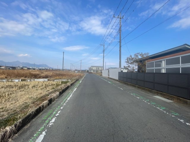 高崎市三ツ寺町売地の前面道路含む現地写真|前面道路含む現地写真です
