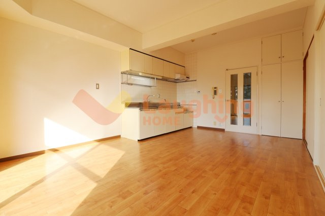 ラ・ディジェム旭の居間・リビング