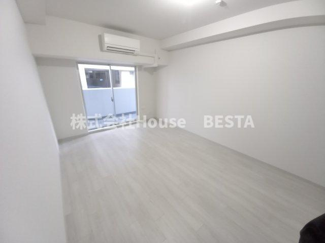 セオリー神戸ドミールの居間・リビング