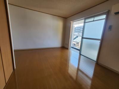 うずまさハイツの寝室|洋室